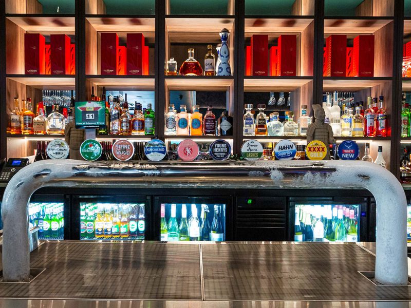 Bar